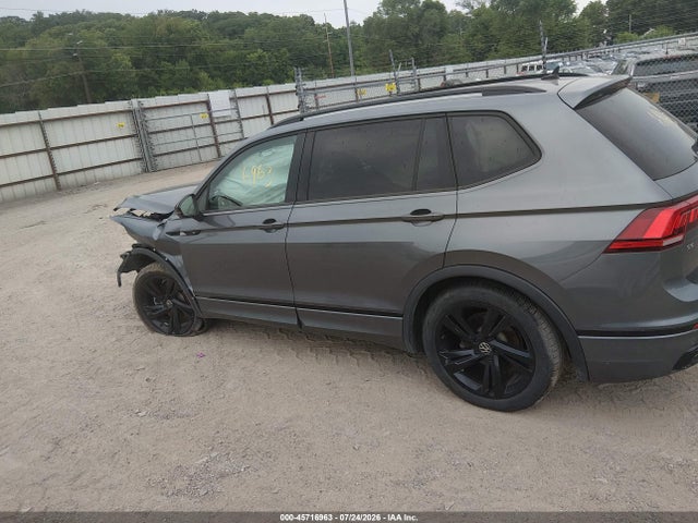 2024 Volkswagen Tiguan 2.0t Se R-line Black მანქანა იყიდება აუქციონზე, vin: 3VV8B7AX0RM090540, აუქციონის ნომერი: 45716963