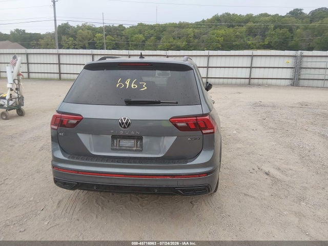 2024 Volkswagen Tiguan 2.0t Se R-line Black მანქანა იყიდება აუქციონზე, vin: 3VV8B7AX0RM090540, აუქციონის ნომერი: 45716963