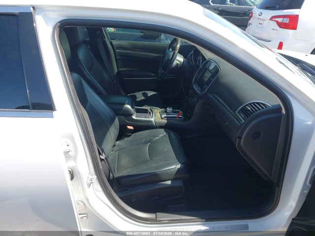 Chrysler 300C 2016 2C3CCAEG5GH268729 Image 5
