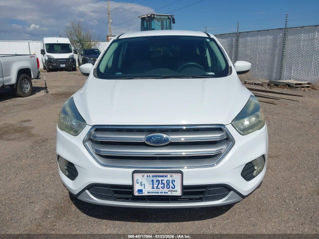 1FMCU9GD2HUA41325 Ford ESCAPE SE