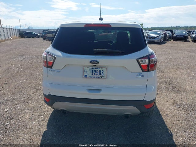 1FMCU9GD2HUA41325 Ford ESCAPE SE