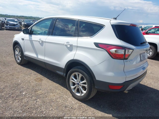 1FMCU9GD2HUA41325 Ford ESCAPE SE