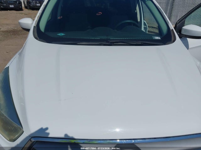 1FMCU9GD2HUA41325 Ford ESCAPE SE