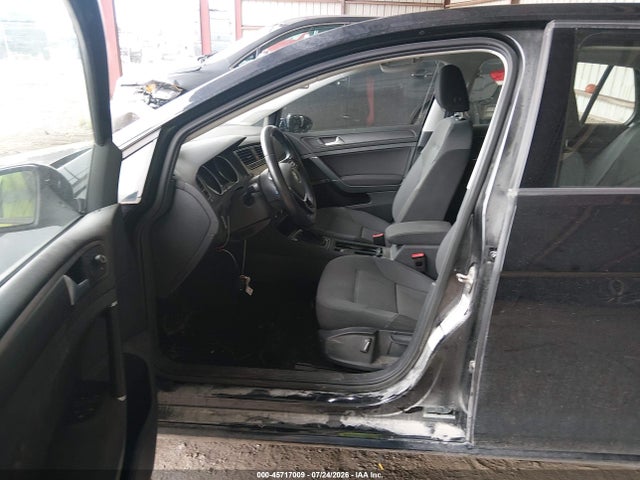 45717009 :رقم المزاد ، WVWKR7AU8KW911475 vin ، 2019 Volkswagen E-golf Se مزاد بيع