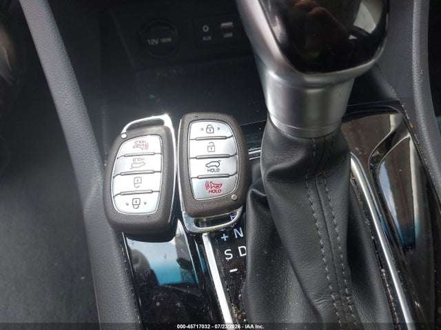 Продаж на аукціоні авто 2018 Hyundai Ioniq Hybrid Blue, vin: KMHC65LC8JU076487, номер лоту: 45717032