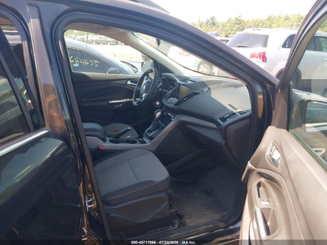 1FMCU9GX9EUC26493 Ford ESCAPE SE