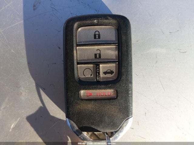 45717109 :رقم المزاد ، 1HGCV2F98NA015901 vin ، 2022 Honda Accord Touring مزاد بيع