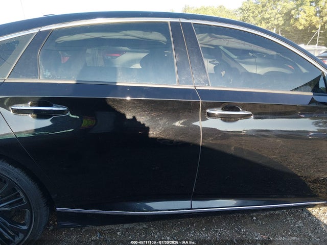 45717109 :رقم المزاد ، 1HGCV2F98NA015901 vin ، 2022 Honda Accord Touring مزاد بيع