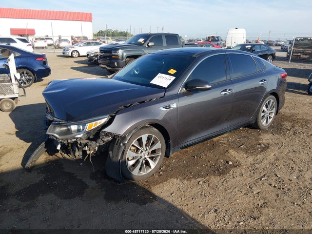 Продаж на аукціоні авто 2018 Kia Optima S, vin: 5XXGT4L35JG255665, номер лоту: 45717120