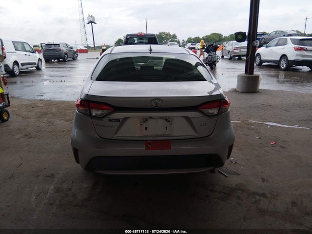 45717138 :رقم المزاد ، JTDEPMAE8N3007870 vin ، 2022 Toyota Corolla Le مزاد بيع