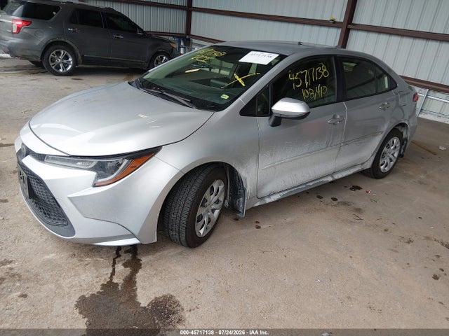 45717138 :رقم المزاد ، JTDEPMAE8N3007870 vin ، 2022 Toyota Corolla Le مزاد بيع