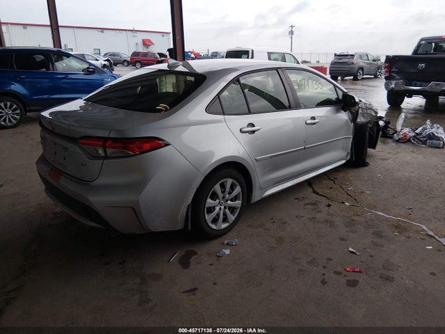 45717138 :رقم المزاد ، JTDEPMAE8N3007870 vin ، 2022 Toyota Corolla Le مزاد بيع