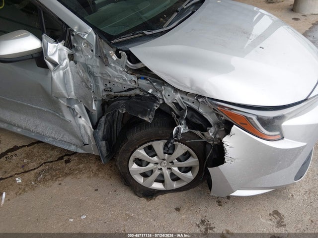 45717138 :رقم المزاد ، JTDEPMAE8N3007870 vin ، 2022 Toyota Corolla Le مزاد بيع