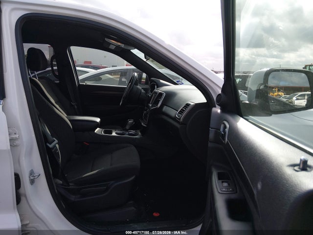 45717180 :رقم المزاد ، 1C4RJFAG3JC178956 vin ، 2018 Jeep Grand Cherokee Laredo E 4x4 مزاد بيع