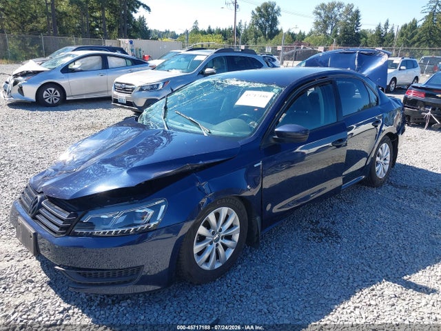 2015 Volkswagen Passat 1.8t Wolfsburg Edition მანქანა იყიდება აუქციონზე, vin: 1VWAT7A36FC002594, აუქციონის ნომერი: 45717188