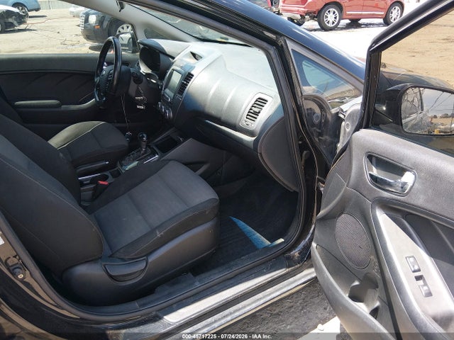 Продажа на аукционе авто 2017 Kia Forte S, vin: 3KPFL4A76HE044785, номер лота: 45717225