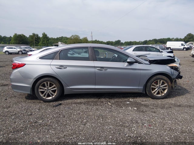 Продаж на аукціоні авто 2015 Hyundai Sonata Se, vin: 5NPE24AF4FH235345, номер лоту: 45717238