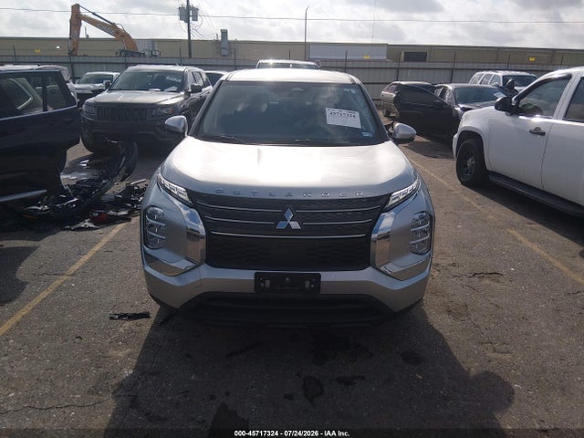 2024 Mitsubishi Outlander Es 2.5 2wd მანქანა იყიდება აუქციონზე, vin: JA4J3UA8XRZ060555, აუქციონის ნომერი: 45717324