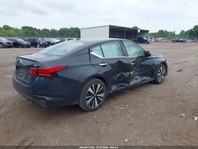 Продаж на аукціоні авто 2022 Nissan Altima Sv Fwd, vin: 1N4BL4DV4NN307944, номер лоту: 45717342