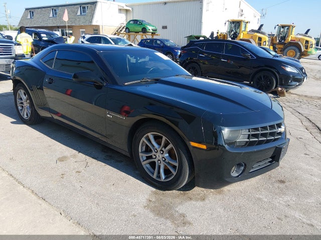 45717391 :رقم المزاد ، 2G1FB1E3XD9132121 vin ، 2013 Chevrolet Camaro 1lt مزاد بيع