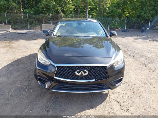 45717513 :رقم المزاد ، SJKCH5CP7HA017361 vin ، 2017 Infiniti Qx30 مزاد بيع