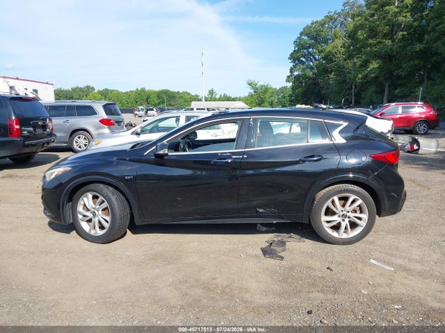 45717513 :رقم المزاد ، SJKCH5CP7HA017361 vin ، 2017 Infiniti Qx30 مزاد بيع