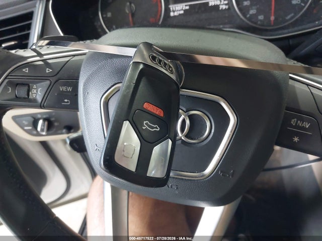 Продажа на аукционе авто 2018 Audi Q5 2.0t Premium/2.0t Tech Premium, vin: WA1ANAFY1J2112329, номер лота: 45717522