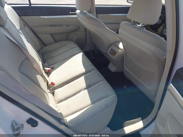 45717573 :رقم المزاد ، 4S3BMBB65A3247976 vin ، 2010 Subaru Legacy 2.5i Premium مزاد بيع