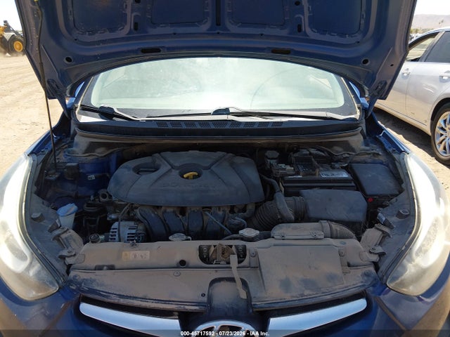 5NPDH4AE6FH556272 Hyundai ELANTRA SE