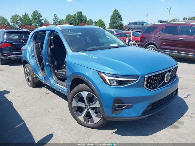 Продаж на аукціоні авто 2025 Volvo Xc40 B5 Plus Bright Theme, vin: YV4L12UE7S2587541, номер лоту: 45717599