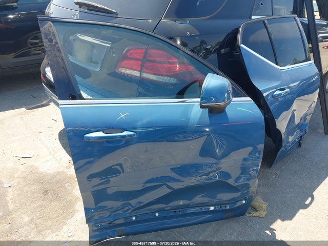 Продаж на аукціоні авто 2025 Volvo Xc40 B5 Plus Bright Theme, vin: YV4L12UE7S2587541, номер лоту: 45717599