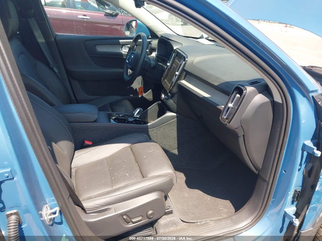 Продаж на аукціоні авто 2025 Volvo Xc40 B5 Plus Bright Theme, vin: YV4L12UE7S2587541, номер лоту: 45717599