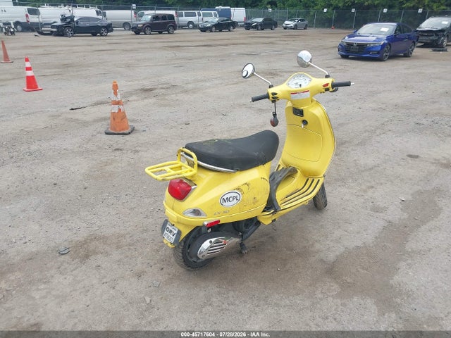 45717604 :رقم المزاد ، ZAPM448F575011304 vin ، 2007 Vespa Lx 150 مزاد بيع