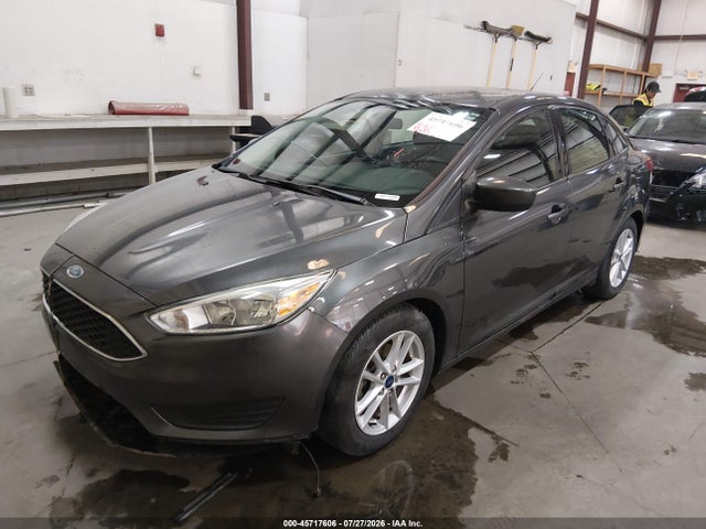 Ford FOCUS SE 2018 1FADP3F22JL327464 Image 2