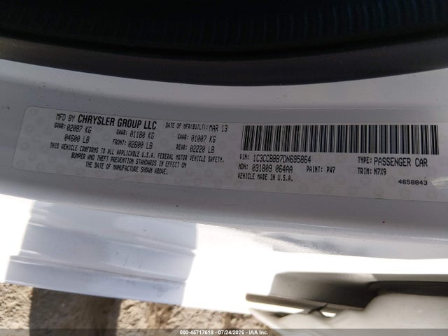 45717618 :رقم المزاد ، 1C3CCBBB7DN695864 vin ، 2013 Chrysler 200 Touring مزاد بيع