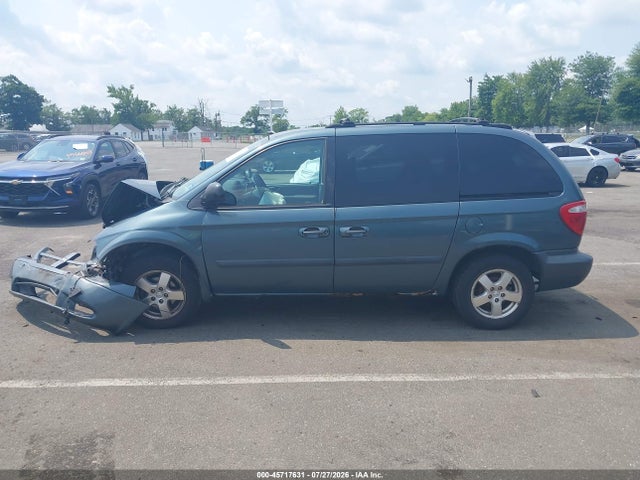 Продажа на аукционе авто 2005 Dodge Caravan Sxt, vin: 1D4GP45R55B207474, номер лота: 45717631