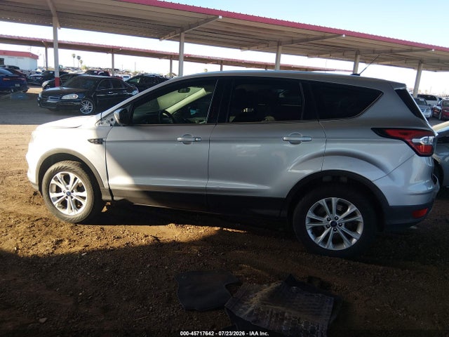 Ford ESCAPE SE 2017 1FMCU9GD8HUE18529 Image 14