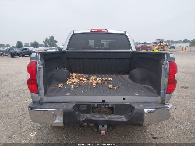 Aukcja sprzedaży 2017 Toyota Tundra Sr5 5.7l V8, vin: 5TFDY5F14HX591752, numer aukcji: 45717676