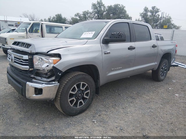Aukcja sprzedaży 2017 Toyota Tundra Sr5 5.7l V8, vin: 5TFDY5F14HX591752, numer aukcji: 45717676