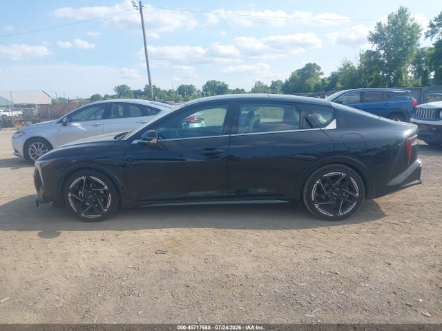 45717688 :رقم المزاد ، 3KPFW4DE6SE039403 vin ، 2025 Kia K4 Gt-line مزاد بيع