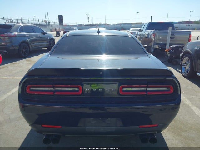 2C3CDZJG7KH715815 Dodge Challenger Gt