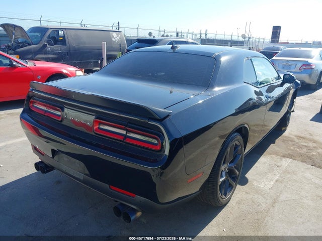 2C3CDZJG7KH715815 Dodge Challenger Gt