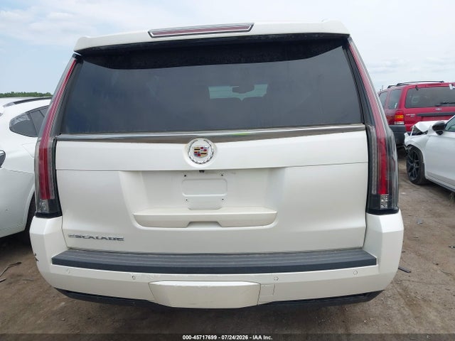 2015 Cadillac Escalade Luxury მანქანა იყიდება აუქციონზე, vin: 1GYS4BKJXFR297128, აუქციონის ნომერი: 45717699