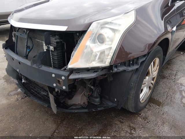 45717723 :رقم المزاد ، 3GYFNEE3XFS547025 vin ، 2015 Cadillac Srx Luxury Collection مزاد بيع