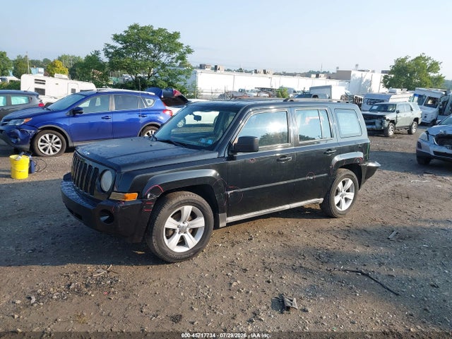 2010 Jeep Patriot Sport მანქანა იყიდება აუქციონზე, vin: 1J4NF2GB0AD658199, აუქციონის ნომერი: 45717734