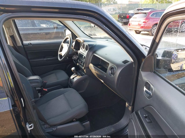2010 Jeep Patriot Sport მანქანა იყიდება აუქციონზე, vin: 1J4NF2GB0AD658199, აუქციონის ნომერი: 45717734