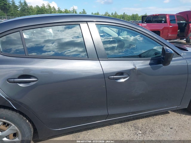 Mazda Mazda3 I Sv 2015 JM1BM1T76F1262975 Image 13
