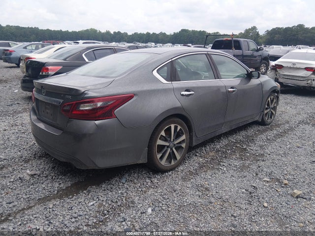 2017 Nissan Altima 2.5 Sr მანქანა იყიდება აუქციონზე, vin: 1N4AL3AP1HC494913, აუქციონის ნომერი: 45717798