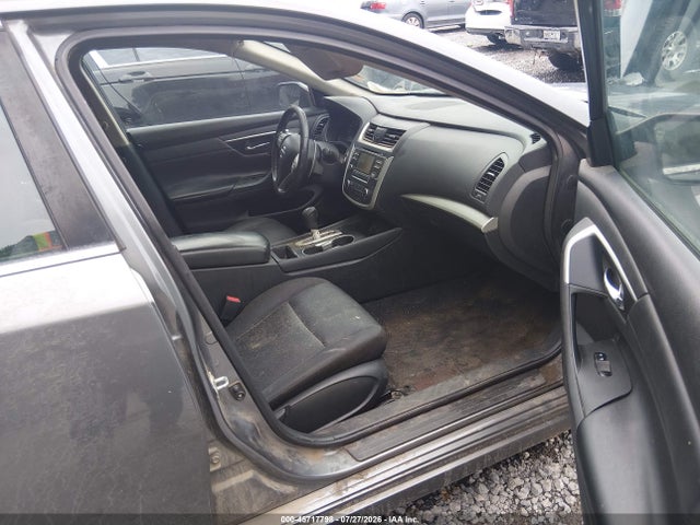 2017 Nissan Altima 2.5 Sr მანქანა იყიდება აუქციონზე, vin: 1N4AL3AP1HC494913, აუქციონის ნომერი: 45717798