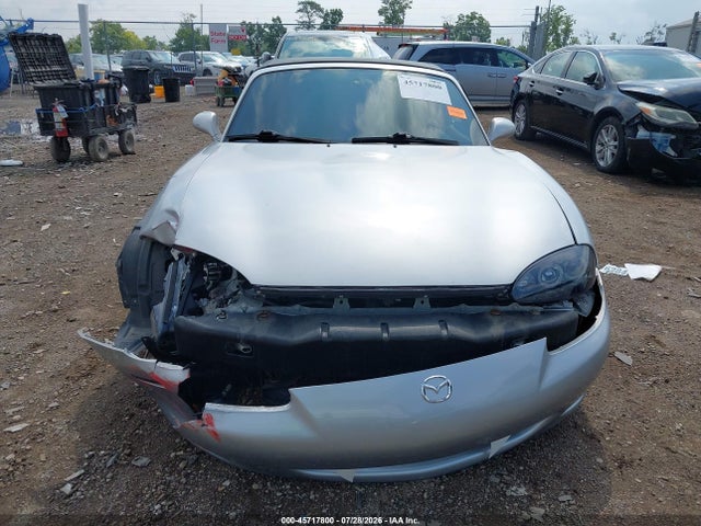 45717800 :رقم المزاد ، JM1NB353440403294 vin ، 2004 Mazda Mx-5 Miata Ls مزاد بيع